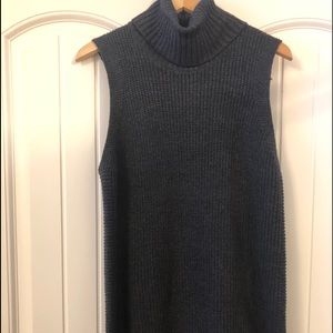 Sleeveless cowl neck sweater
